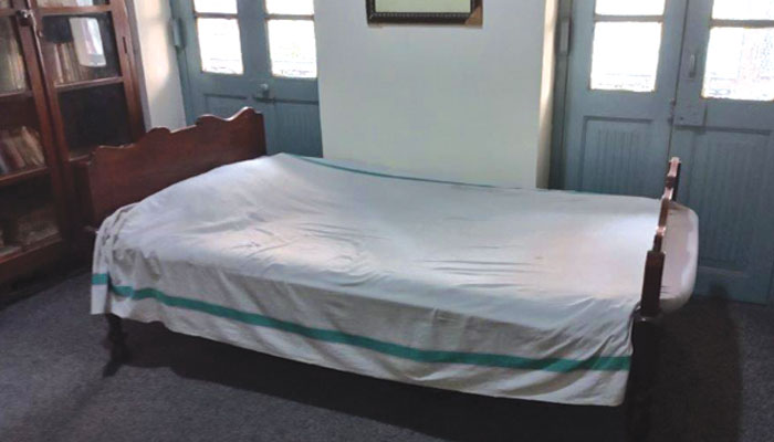 بیڈ روم