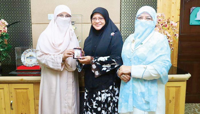 ملائشیا میں چند روز ... مکالمہ، مباحثہ، کانفرنس، سیمینار اور سیر و تفریح بھی