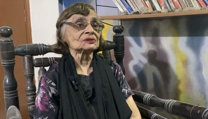 پروفیسر ڈاکٹر شاہدہ قاضی، مثالی استاد