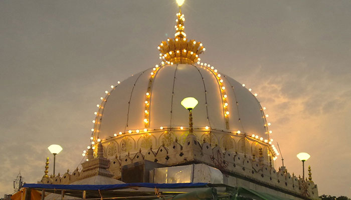 خواجہ مُعین الدین چشتی ؒ