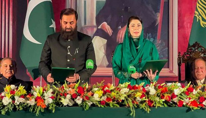 مریم نواز: پاکستان کی پہلی خاتون وزیرِ اعلیٰ کا سیاسی سفر