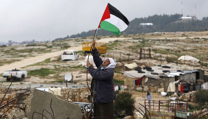 فلسطینی مسلمان بھائیوں کے لیے مشکل کی اس گھڑی میں روزہ رکھنا