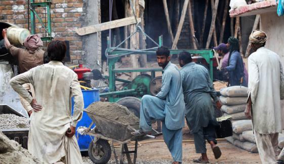 مزدوروں پر چلنے والی گولیوں کی گونج پوری دنیا میں سنی گئی