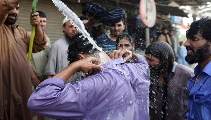 گرمی کے اثرات سے بچاؤ ممکن ہے