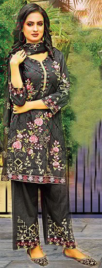 شفق، دھنک، مہتاب، گھٹائیں، تارے، نغمے، بجلی، پھول ...