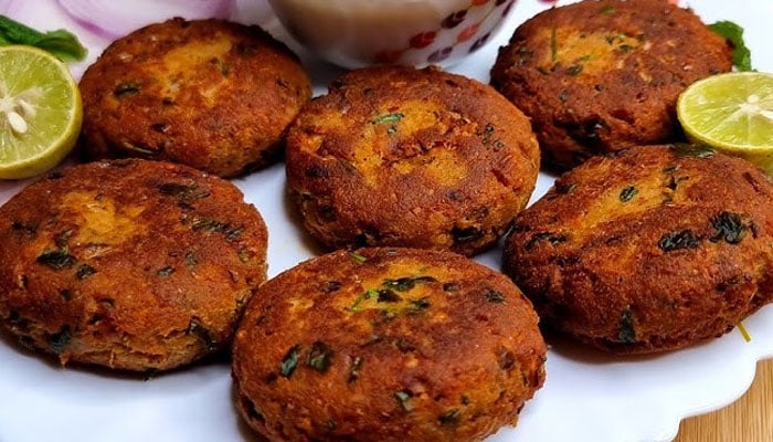 نمکین، سلونی عید اور گوشت کے پکوان لازم و ملزوم