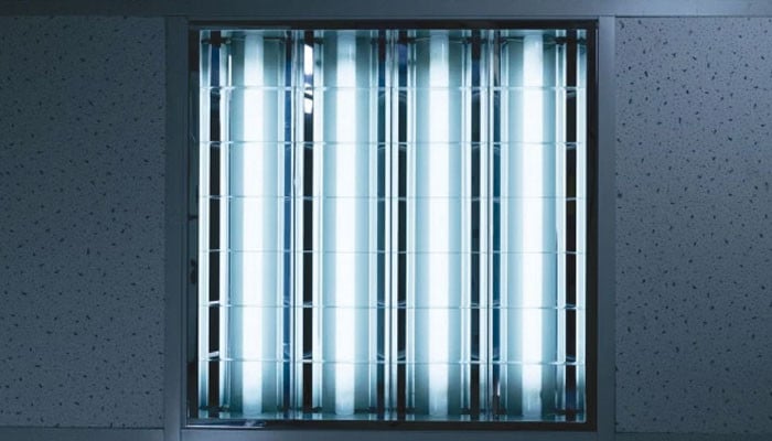 مصنوعی روشنی سے بجلی پیدا کرنے والا سولر پینل تیار