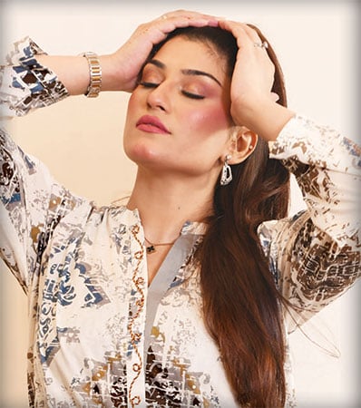 وہ کتنا دل نشیں، کتنا حسیں ہے ...