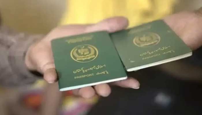 پاسپورٹ کا معاوضہ وصول کرنا