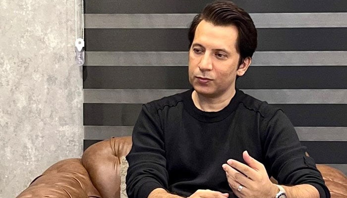 پہلا کلام’’ الحمرا‘‘ کی سیڑھیوں پر پڑھا، اداسی کو بڑی نعمت سمجھتا ہوں۔