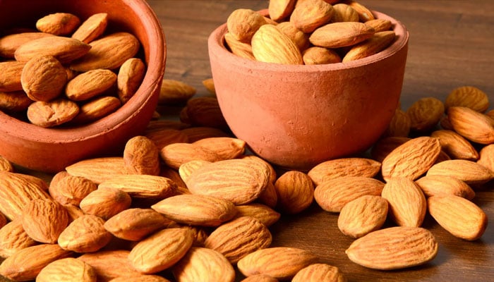 اپنے خول سے نکلوں، تو حُسن و صحت کے خزانے ہی بانٹتا رہوں