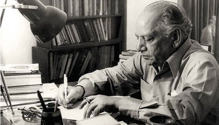 فیض ... رومان اور انقلاب سے آگے