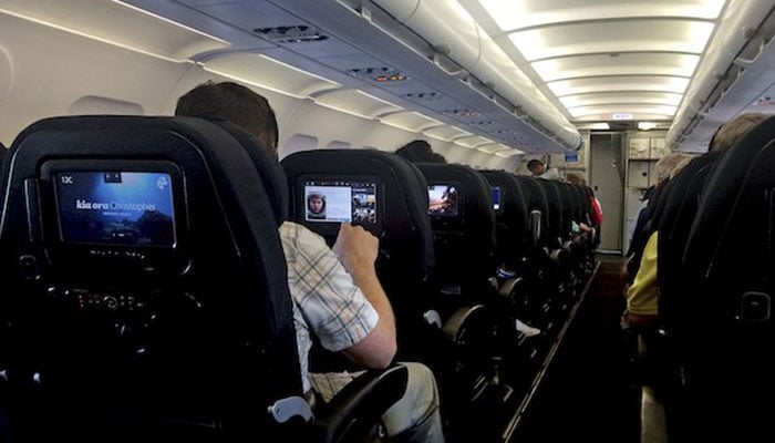 پرتعیش، آہنی اُڑتے گھروندے کی میزبانی، انتہائی پُرلطف تجربہ