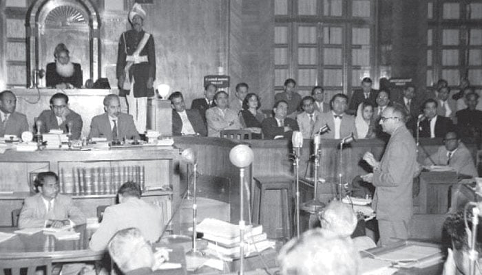 ضرورت اِک اجتماعی معافی کی