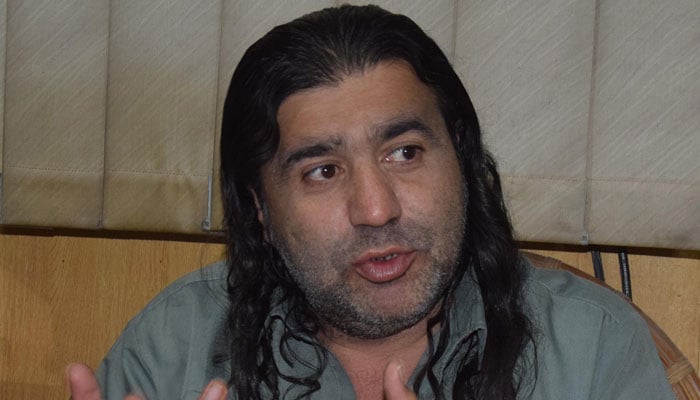 بلوچستان سے تعلق رکھنے والے نام وَر گلوکار، عارف بگٹی