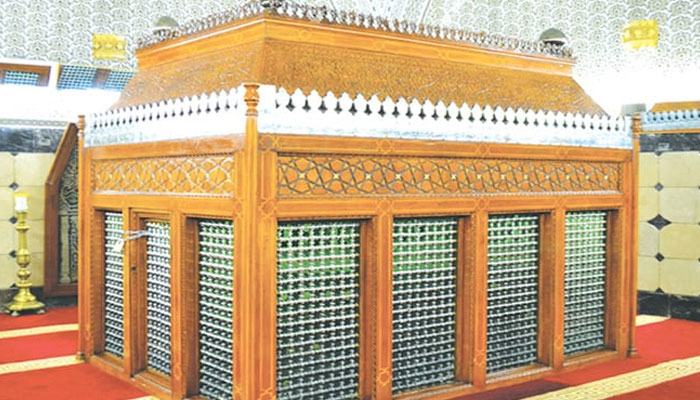 امامِ اعظم ابو حنیفہ رحمتہ اللہ علیہ