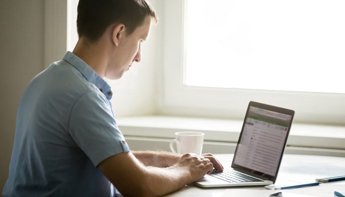 امکانات کی دنیا، مشکلات کا سمندر