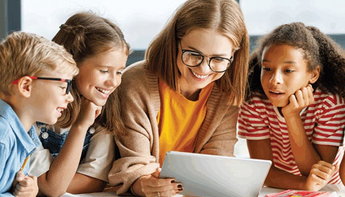 بچوں کو سماجی مہارتیں سیکھانے کی اہمیت