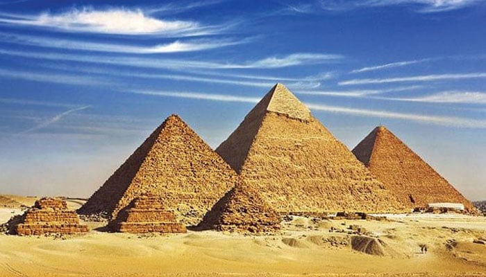 واحد عجوبۂ عالم اہرام مصر کی تعمیر کیسے ہوئی؟