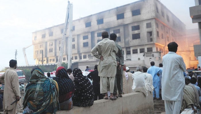 سانحہ گل پلازا: آگے کی سوچیئے