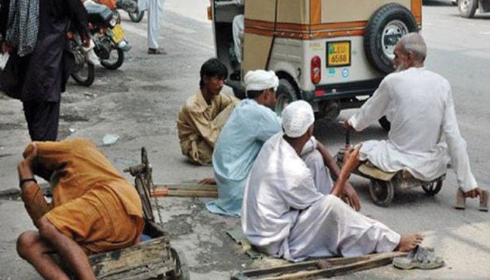 اربوں کی خیرات اور بڑھتی ہوئی گداگری