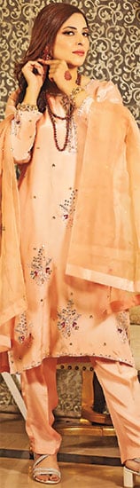 وہ جس کے چہرے پہ لگتا ہے، صبح ٹھہر گئی ...