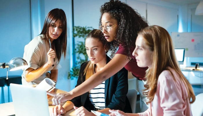 آواز اٹھاؤ، تاریخ بدلے گی