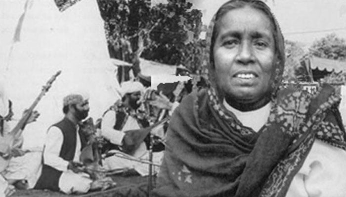 تھر کی وادیوں میں گونجنے والی مائی بھاگی کی آواز