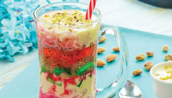 عید الفطر دستر خوان: لذیذ، شیریں پکوانوں سے سجائیں، مہکائیں