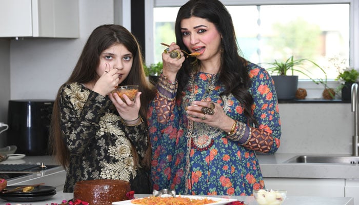 ماہِ تقدیس کے پاک ایام کا میٹھا تحفہ ہے عید...