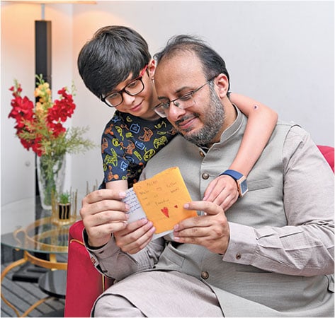 باپ سے شدید محبت و عقیدت ہی تخلیقی قوت کا محور و مرکز، میری شاعری کا طرہ امتیاز ہے