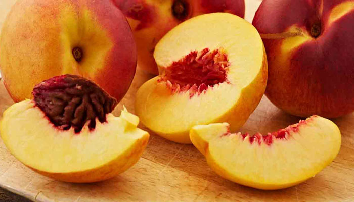 آڑو: صحت بخش ہی نہیں، حسن افزا بھی