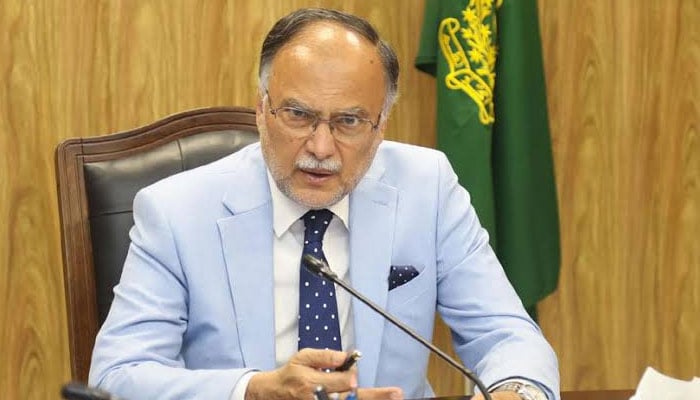 صاحبِ علم و کمال: پروفیسر انجینئر احسن اقبال