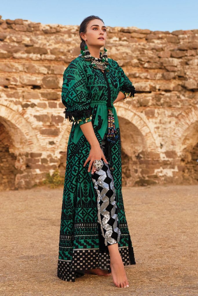 Esra Bilgic shows her stunning looks for latest Pakistani clothing brand shoot