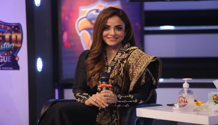 Rumors are in the air, TV show host Nadia Khan got engaged for third time