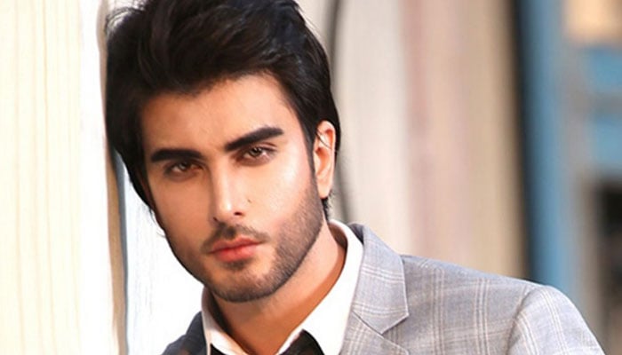 Imran Abbas stirs buzz amongst fans after revealing his take on TikTok