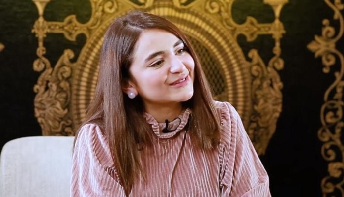 Yumna Zaidi amazes fans with her singing talent