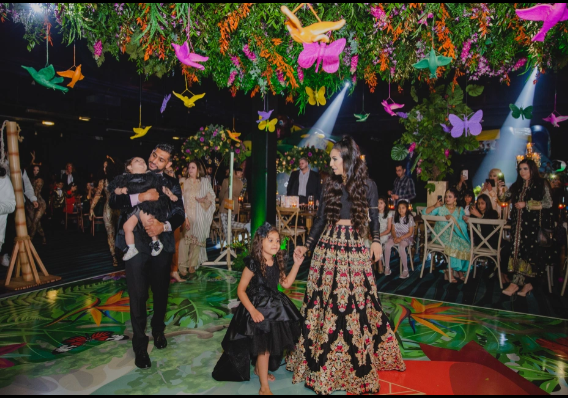 Faryal Makhdoom travelling from Dubai to Lahore with major COVID symptoms