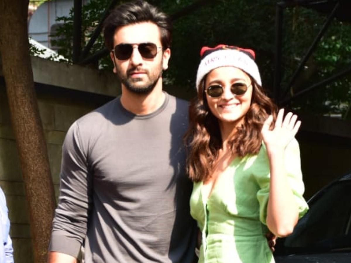 Alia Bhatt resumes back to work, posts selfie from the sets of Gangubai Kathiawadi