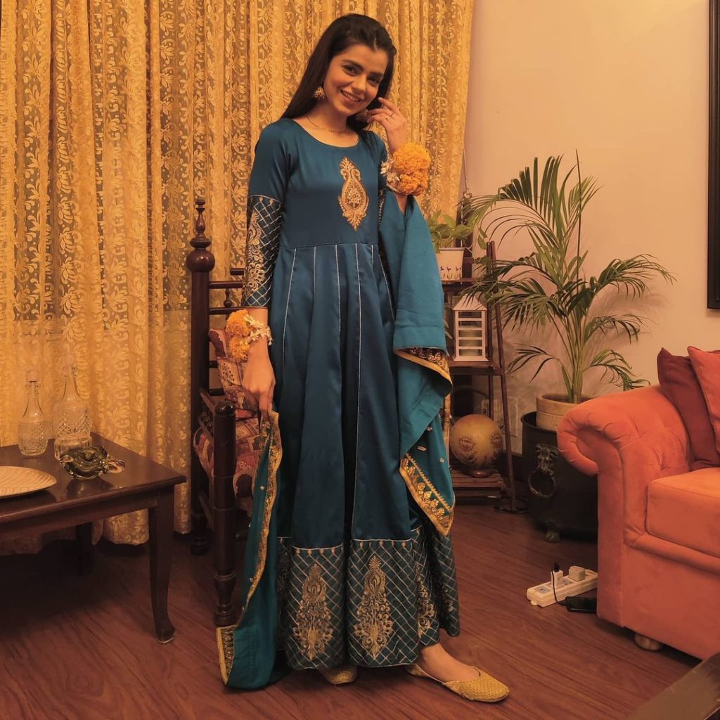 Srha Asghar ties the knot, shares beautiful snaps from her Nikkah ceremony