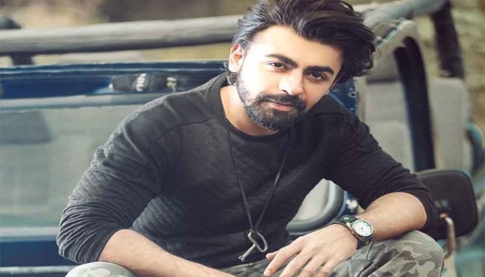 Farhan Saeed stuns fans with his mesmerizing voice in latest video 