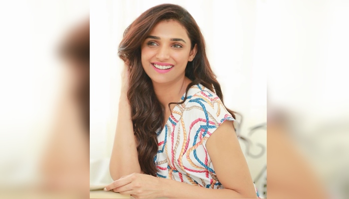 Amna Ilyas’s latest Instagram video has a little surprise for fans
