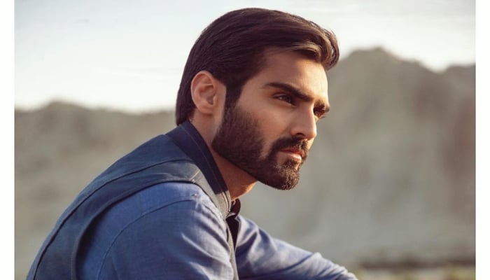 Hasnain Lehri dedicates his Lux Style Award to late brother