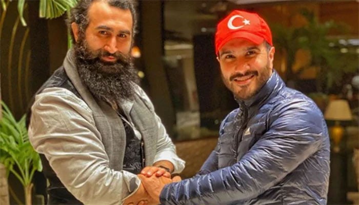 Feroz Khan finally meets his Turkish actor friend, Celal AL