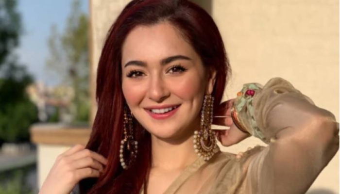 Hania Amir shares latest clicks from her vacation in UAE with stunning fashion goals
