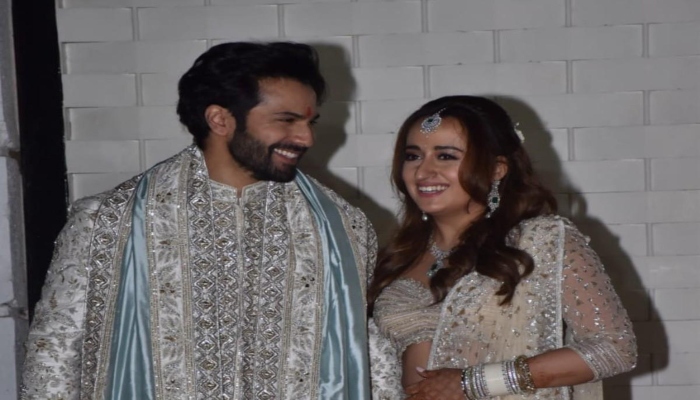 Bollywood stars pours wishes for newlyweds Varun Dhawan & Natasha Dalal