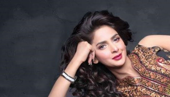 Saba Qamar enjoys 'Khala Time' while she makes hilarious Tik Tok with niece