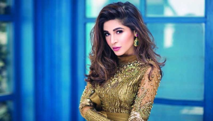 Ayesha Omar drops stunning white saree looks on Instagram