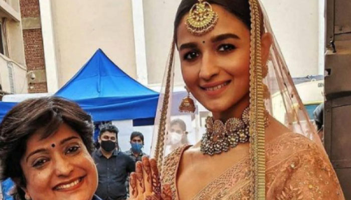 Alia Bhatt becomes beautiful bride for a shoot,