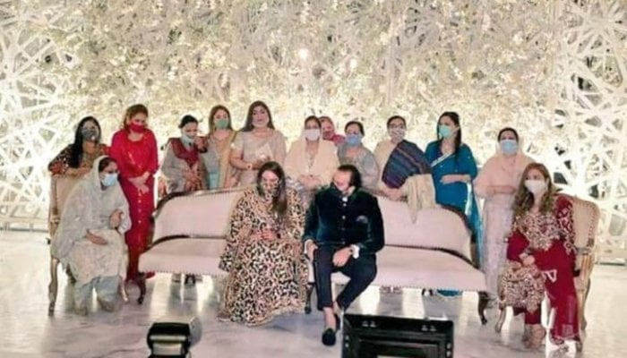 Bakhtawar Bhutto-Zardari’s reception dress is all about ‘the art of gold sewing’